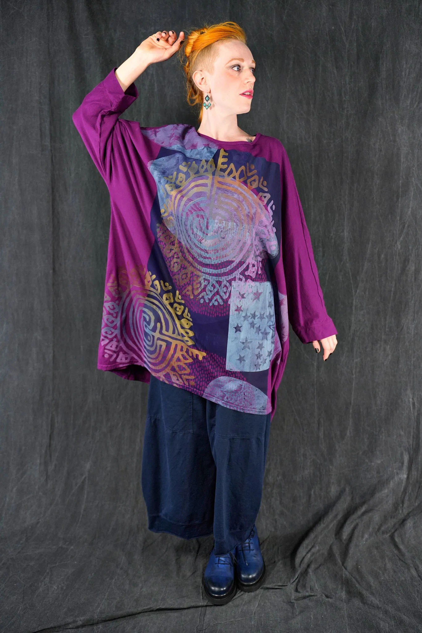 1258 L/S Collection Art Tee Fuchsia-P