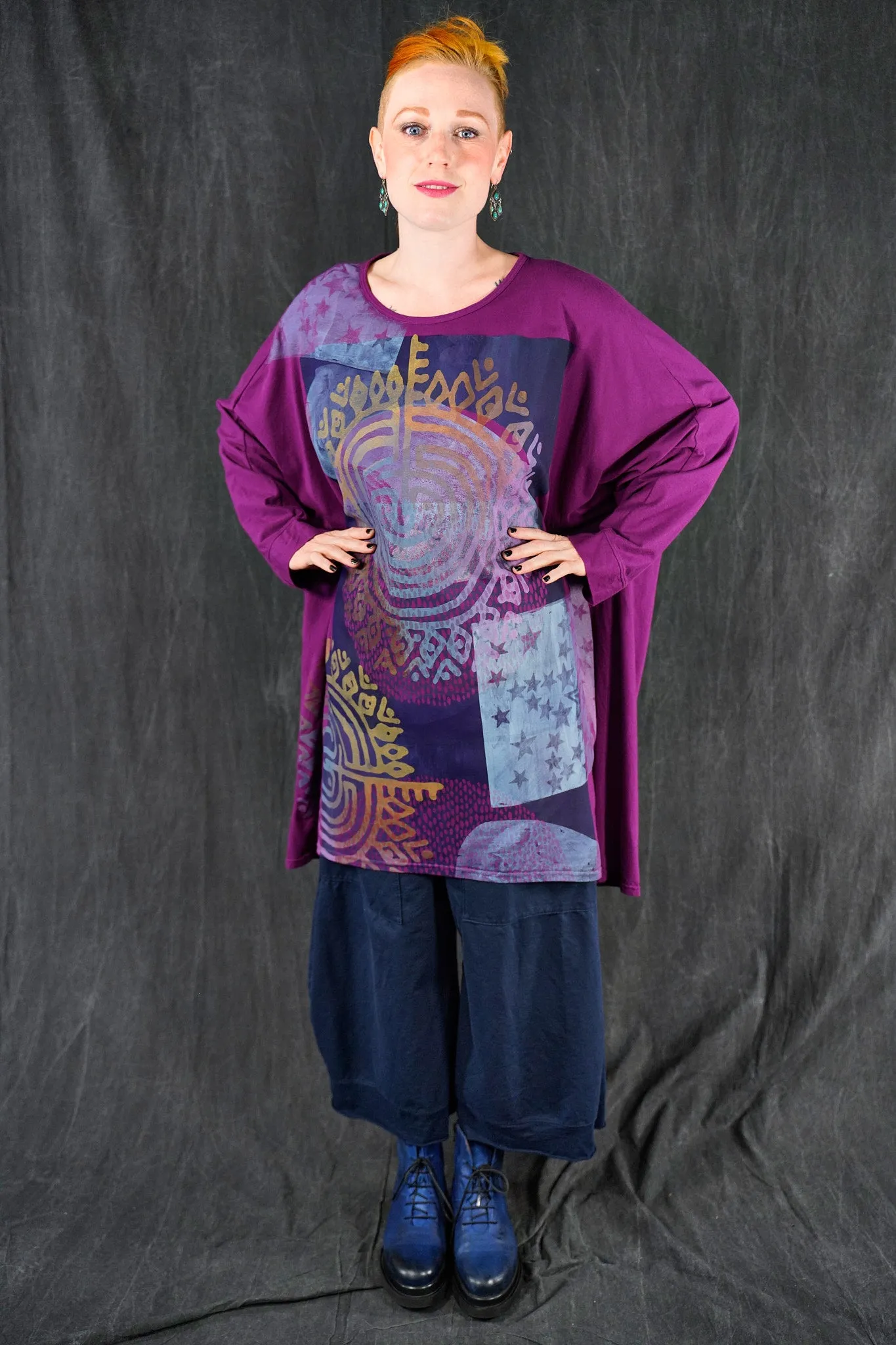 1258 L/S Collection Art Tee Fuchsia-P