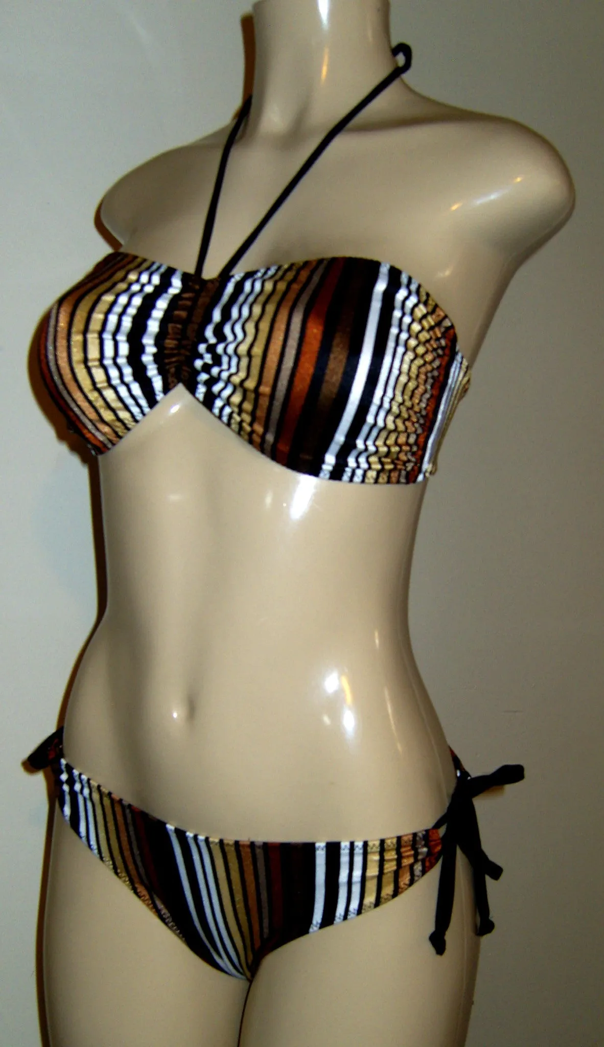 Adjustable Tube Bikini Top with Keyhole Tie Sides Swimwear Bottom