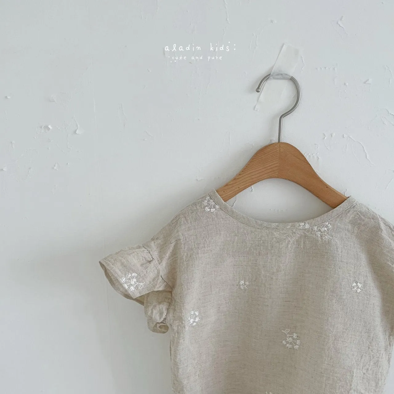Aladin Wing Blouse (2 colour options)