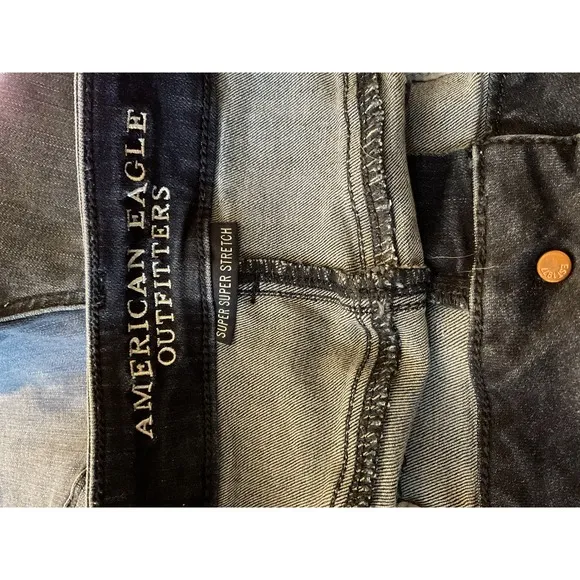 American Eagle Stretch High Rise Shortie Shorts 4.5 in inseam Blue Denim 18