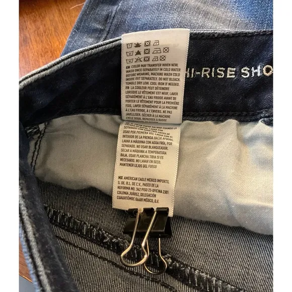 American Eagle Stretch High Rise Shortie Shorts 4.5 in inseam Blue Denim 18