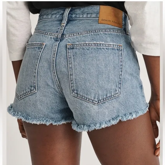 Aritzia Denim Forum The Ex-Boyfriend Hi-Rise Denim Shor 100% cotton EUC