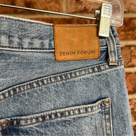 Aritzia Denim Forum The Ex-Boyfriend Hi-Rise Denim Shor 100% cotton EUC