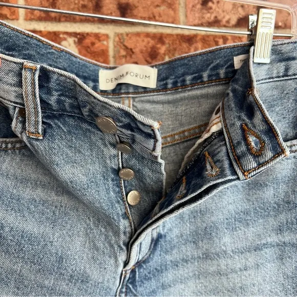 Aritzia Denim Forum The Ex-Boyfriend Hi-Rise Denim Shor 100% cotton EUC