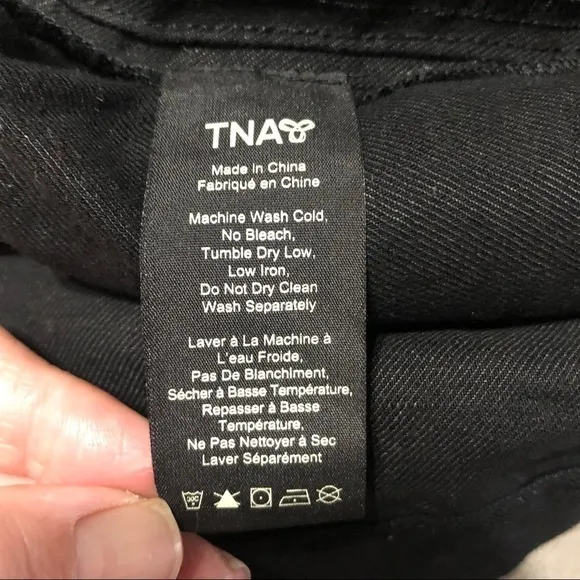 ARITZIA TNA NWOT Linen-Blend Drawstring Shorts