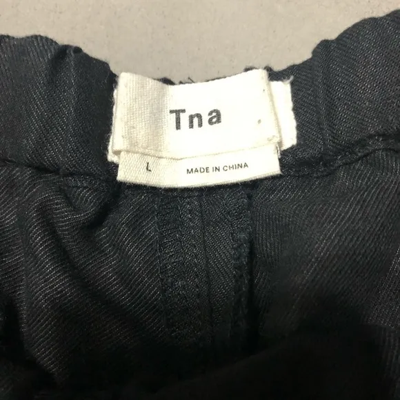 ARITZIA TNA NWOT Linen-Blend Drawstring Shorts