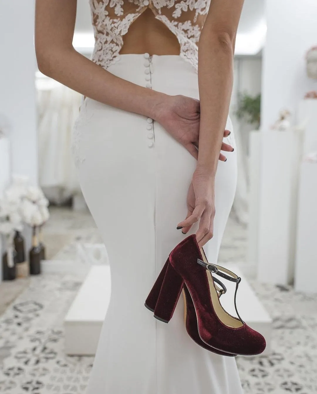 Bateau Mermaid Wedding Dresses with Lace X Back