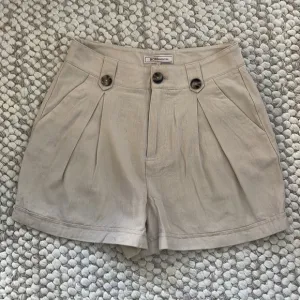 BCBGeneration Linen Shorts