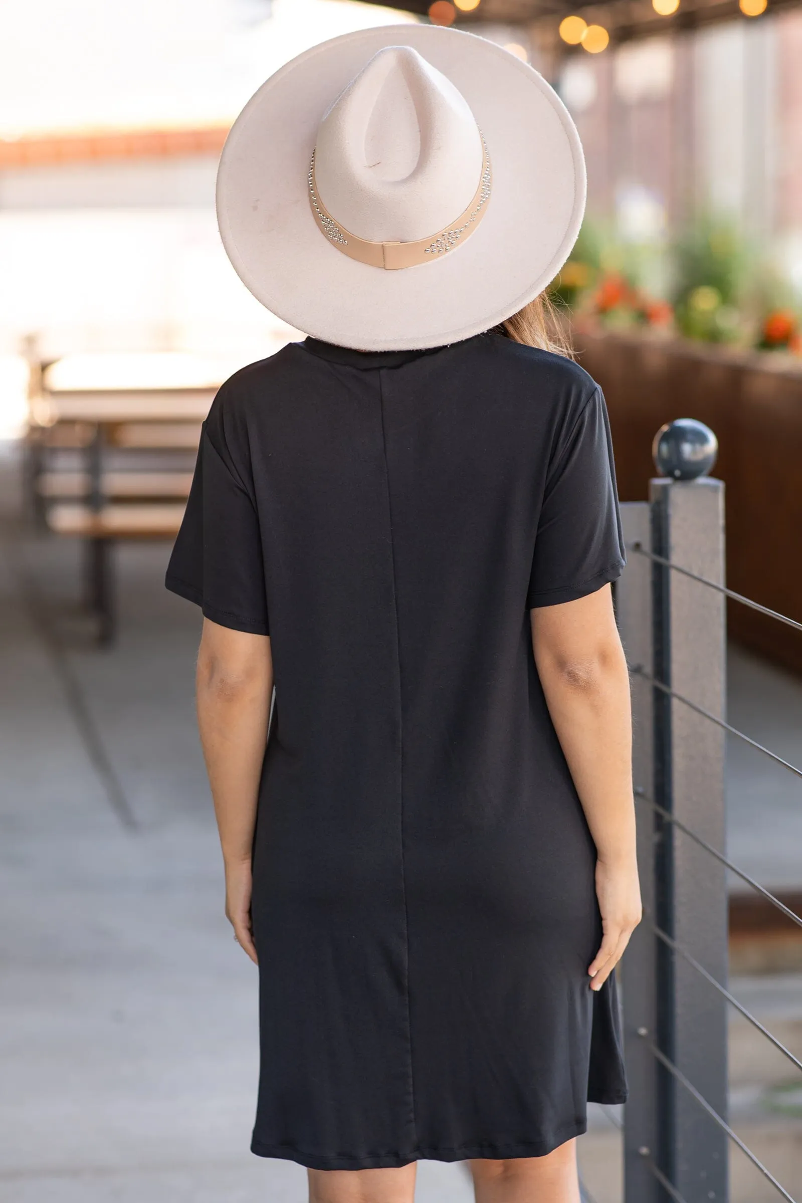 Black Knit T-Shirt Dress With Pockets