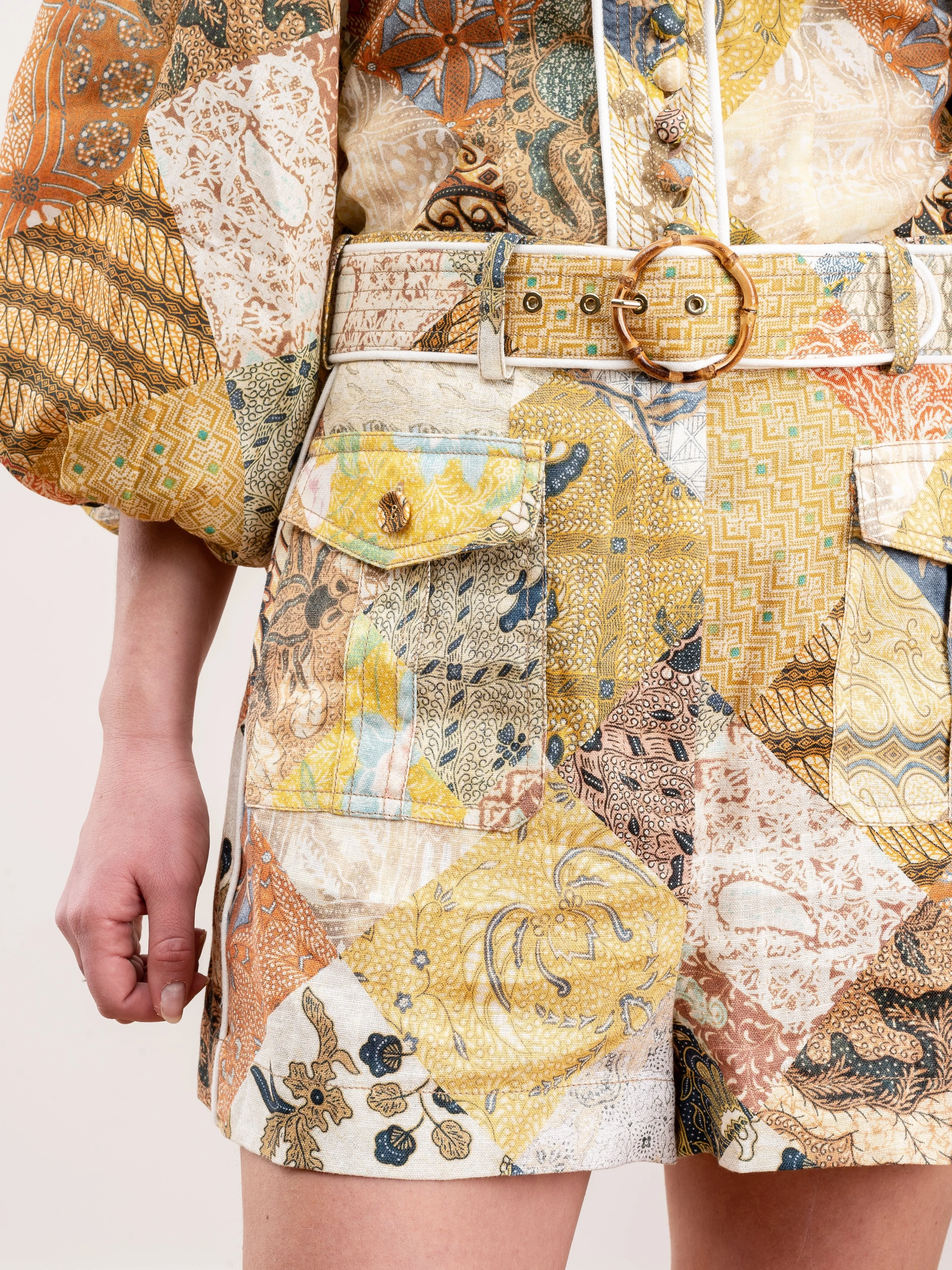 brightside piped shorts - batik patch