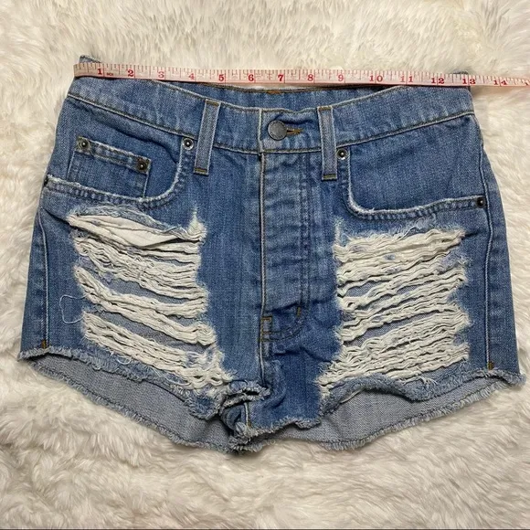 Carmar Los Angeles Distressed Denim Shorts Button Fly Size 25