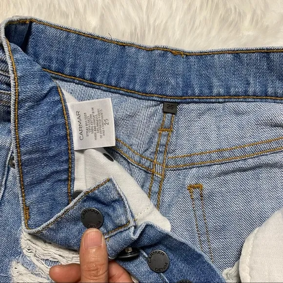 Carmar Los Angeles Distressed Denim Shorts Button Fly Size 25