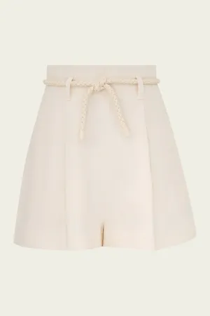 Crush Linen Tuck Short in Cream