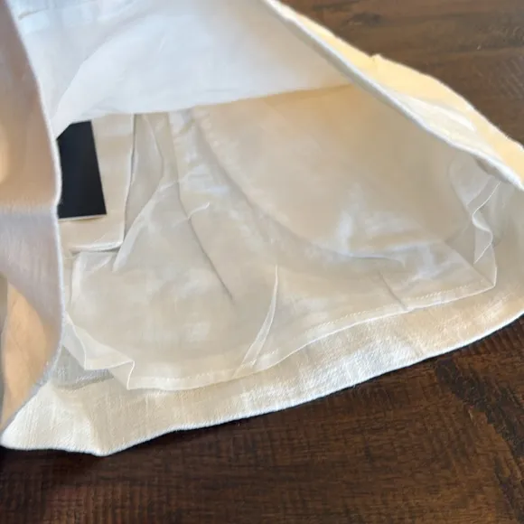 DU PARADIS Linen Shorts