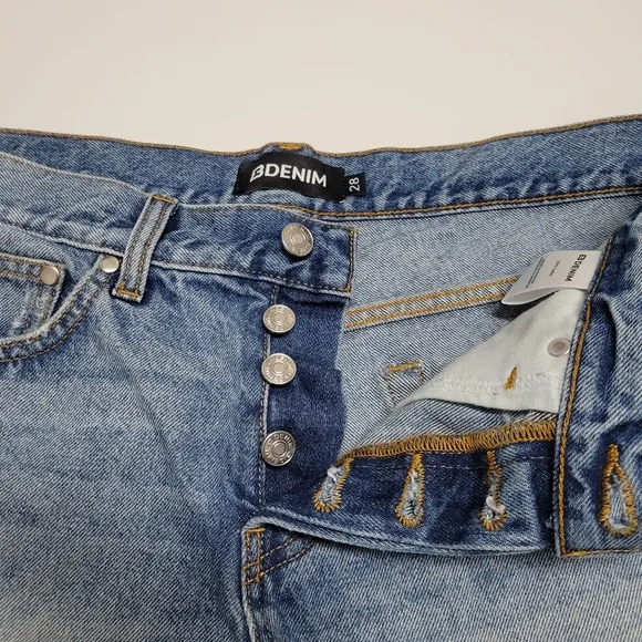 EB DENIM SHORTS BUTTON FLY RAW HEM size 28.