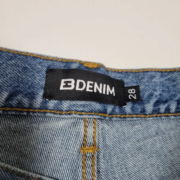 EB DENIM SHORTS BUTTON FLY RAW HEM size 28.