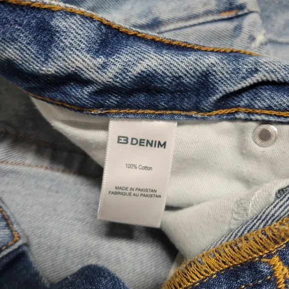 EB DENIM SHORTS BUTTON FLY RAW HEM size 28.