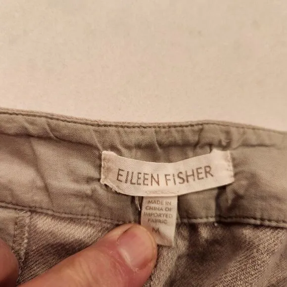 Eileen Fisher womens linen shorts. Size M