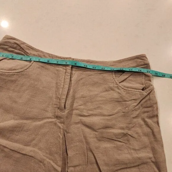 Eileen Fisher womens linen shorts. Size M