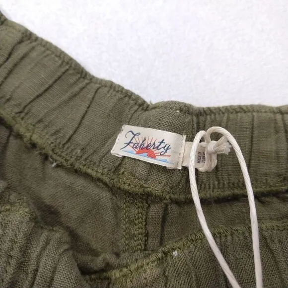 Faherty Womens size XS Cuffed Arlie Day Linen Shorts 3&quot; White
