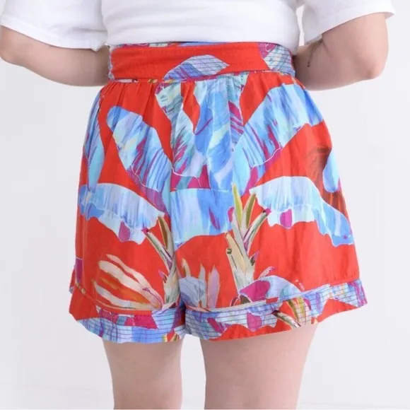 FARM RIO Sweet Jungle Floral Palm Linen Blend High Waisted Shorts NWOT Size M