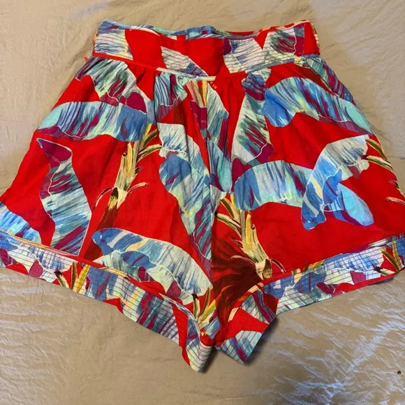 FARM RIO Sweet Jungle Floral Palm Linen Blend High Waisted Shorts NWOT Size M