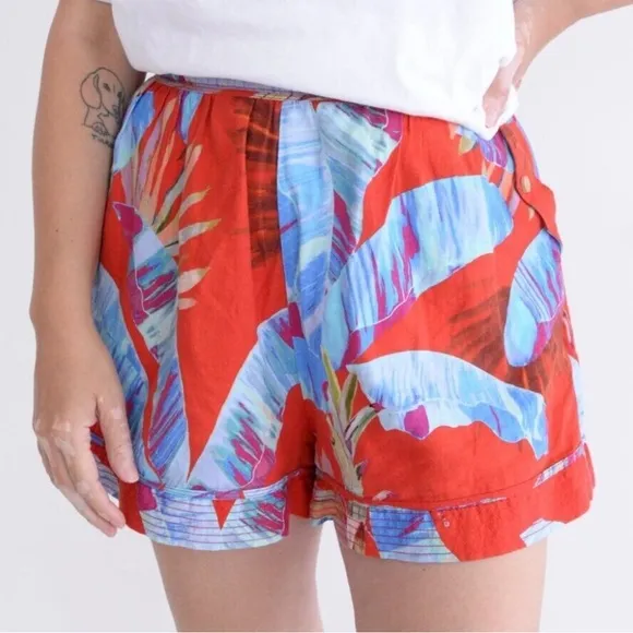 FARM RIO Sweet Jungle Floral Palm Linen Blend High Waisted Shorts NWOT Size M