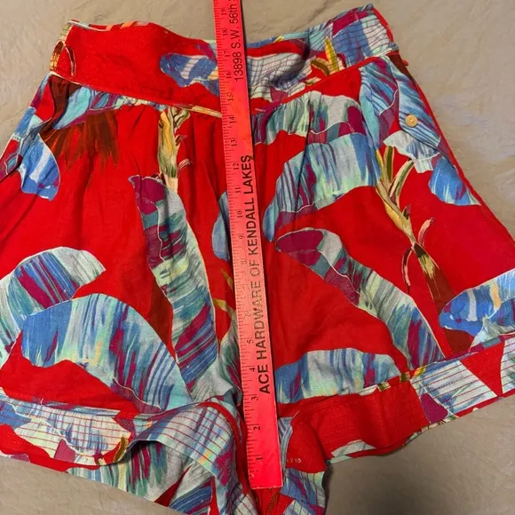 FARM RIO Sweet Jungle Floral Palm Linen Blend High Waisted Shorts NWOT Size M