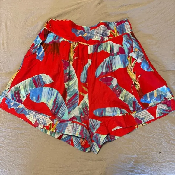 FARM RIO Sweet Jungle Floral Palm Linen Blend High Waisted Shorts NWOT Size M
