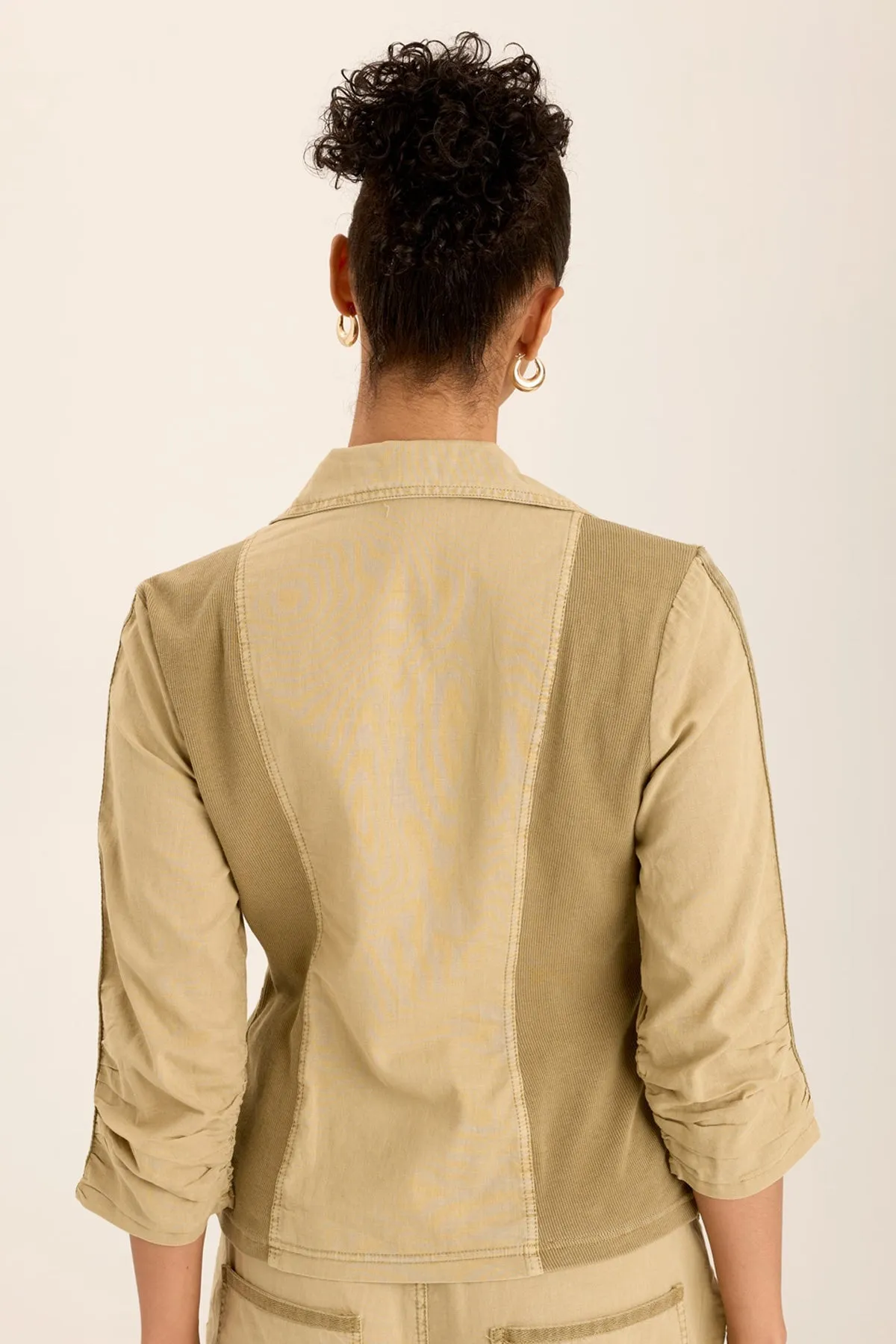 Folksy Linen/Stretch 4-Pocket Shirred Blazer