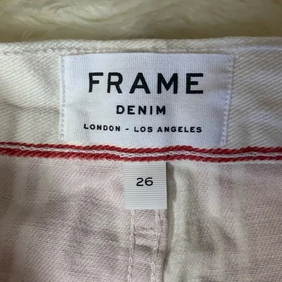 Frame Le Cutoff Shorts