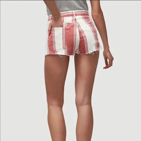 Frame Le Cutoff Shorts