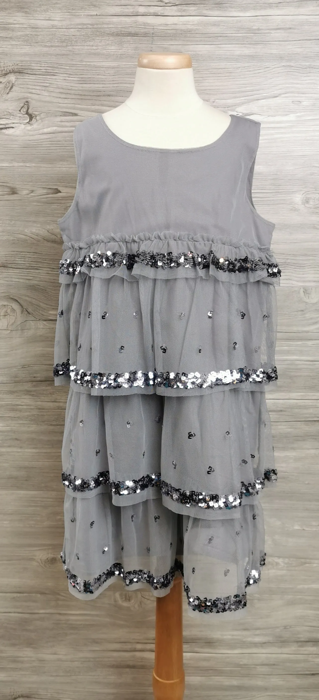 GIRL SIZE MEDIUM (8 YEARS) - OLD NAVY, Sequience Shift Dress VGUC B37 