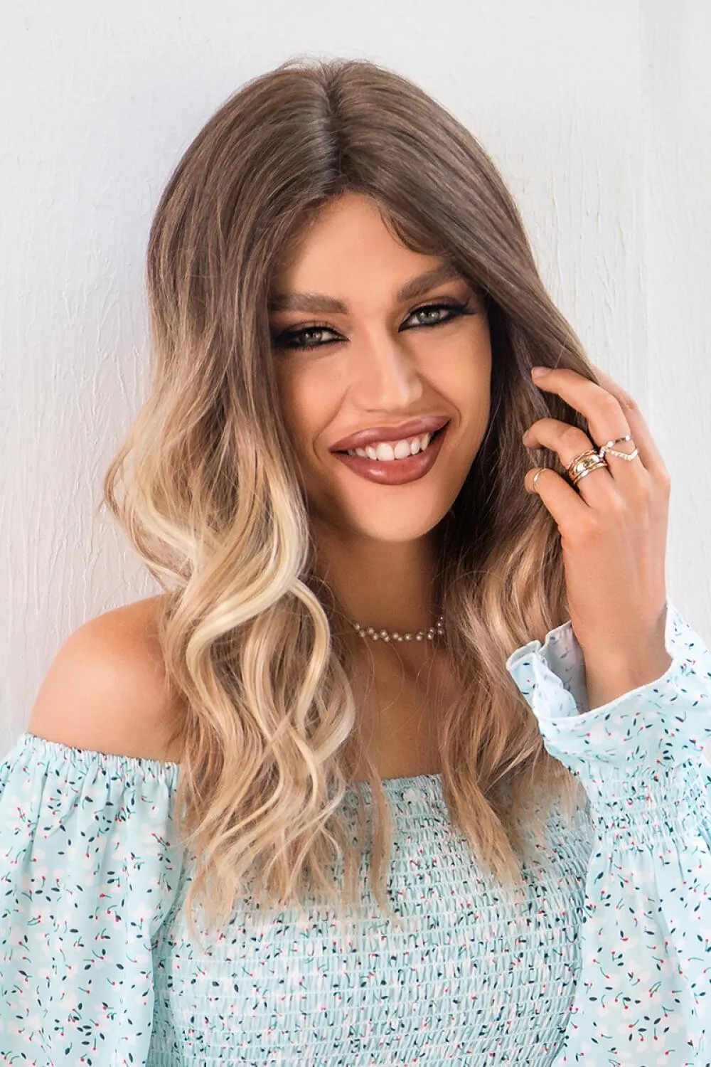 Hazel Blues® | Blonde Ombre Long Wave Lace Front Wigs 24"
