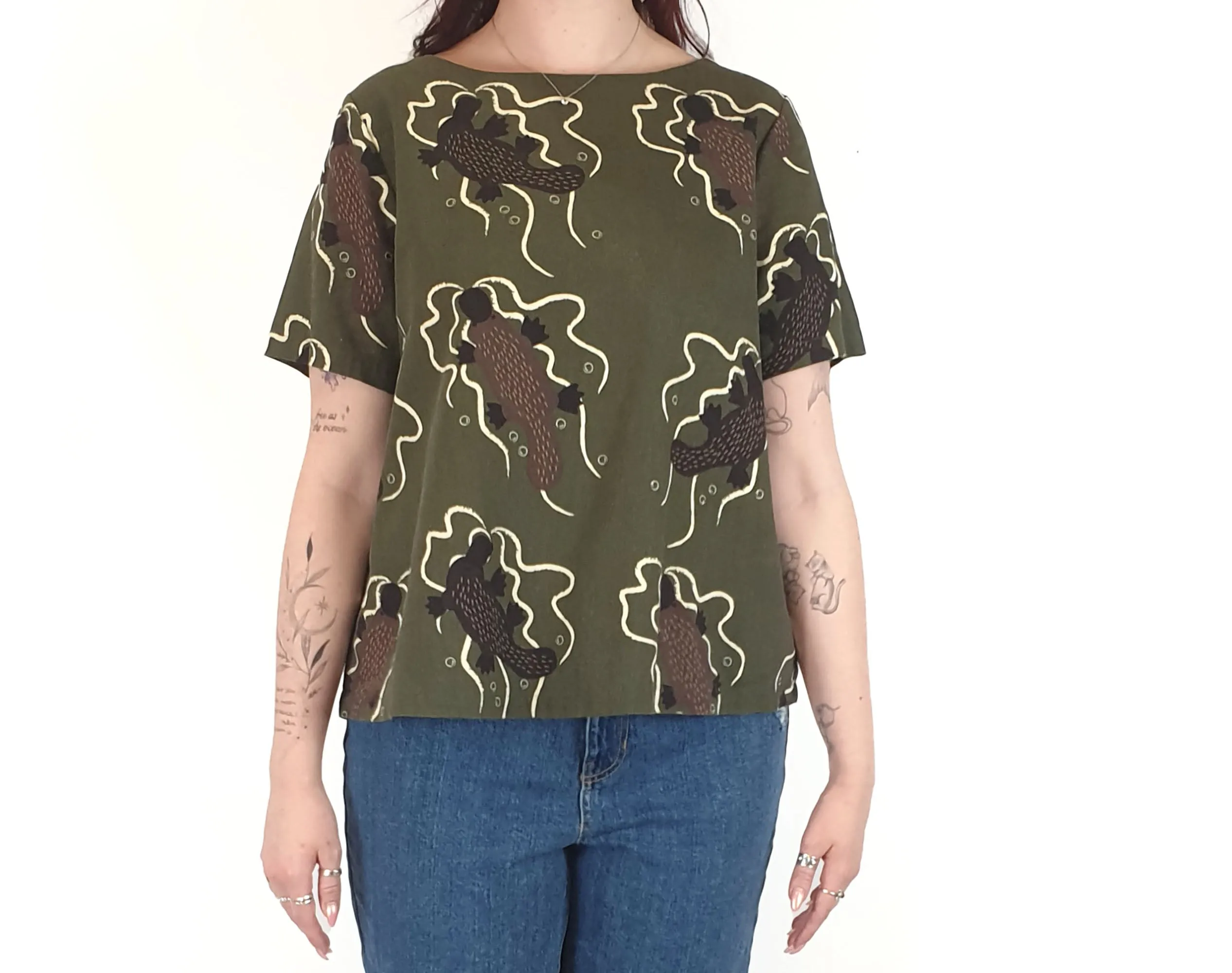Jericho Road green echidna print top size 12