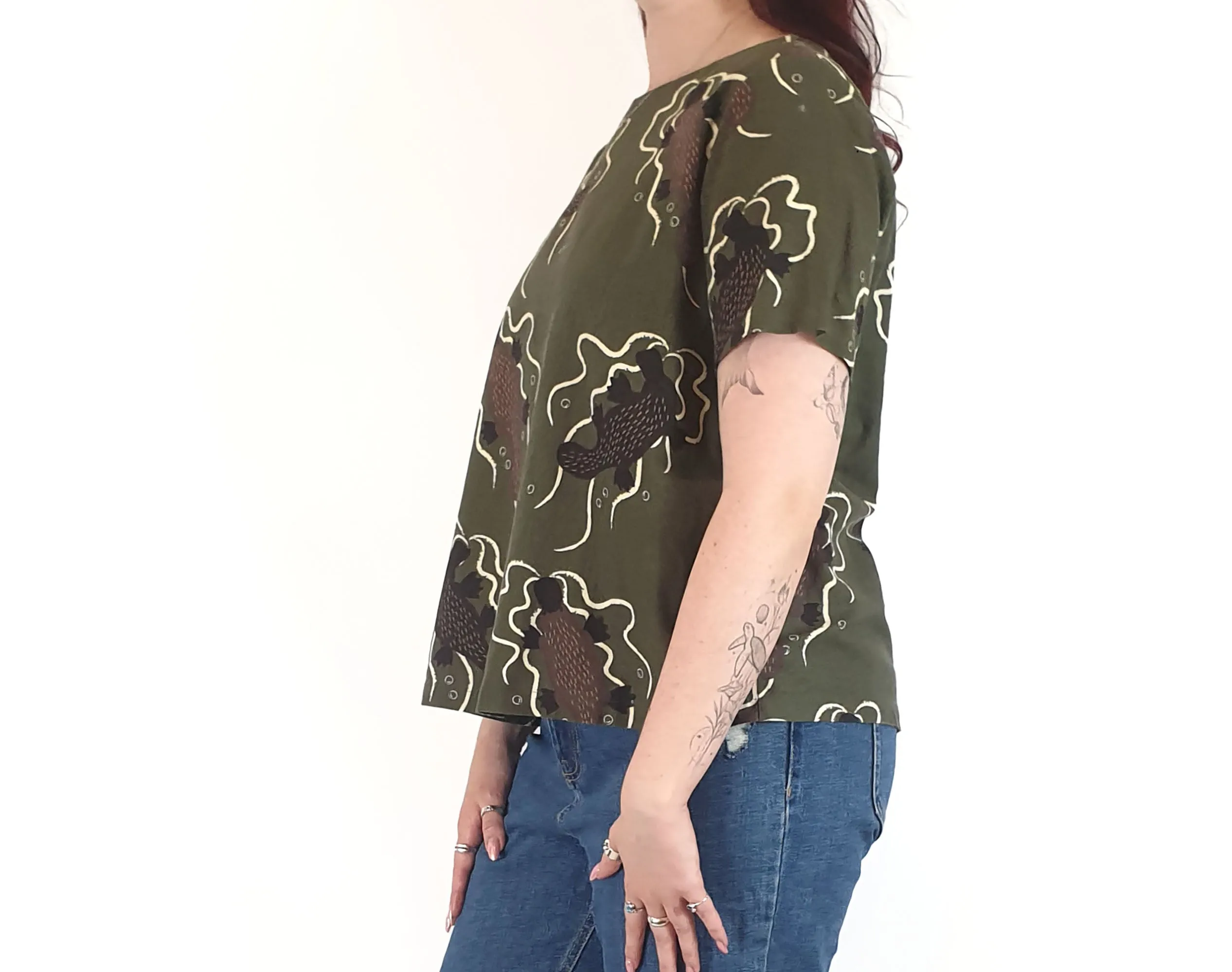 Jericho Road green echidna print top size 12