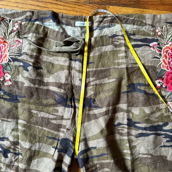Johnny Was Burken Linen Shorts Floral Embroidery Brown Camo Print Plus Size 3X