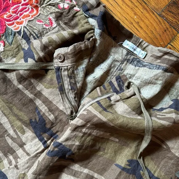 Johnny Was Burken Linen Shorts Floral Embroidery Brown Camo Print Plus Size 3X