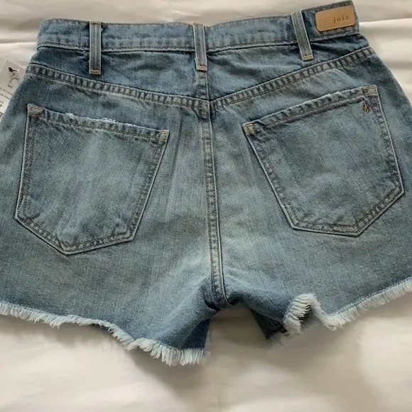JOIE SEFFI CUT OFF DENIM LIGHT WASH MID RISE SHORTS NWT SZ 29