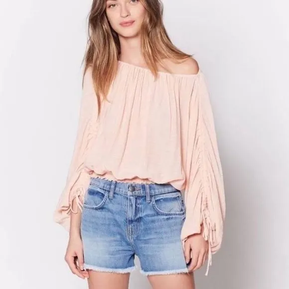 JOIE SEFFI CUT OFF DENIM LIGHT WASH MID RISE SHORTS NWT SZ 29