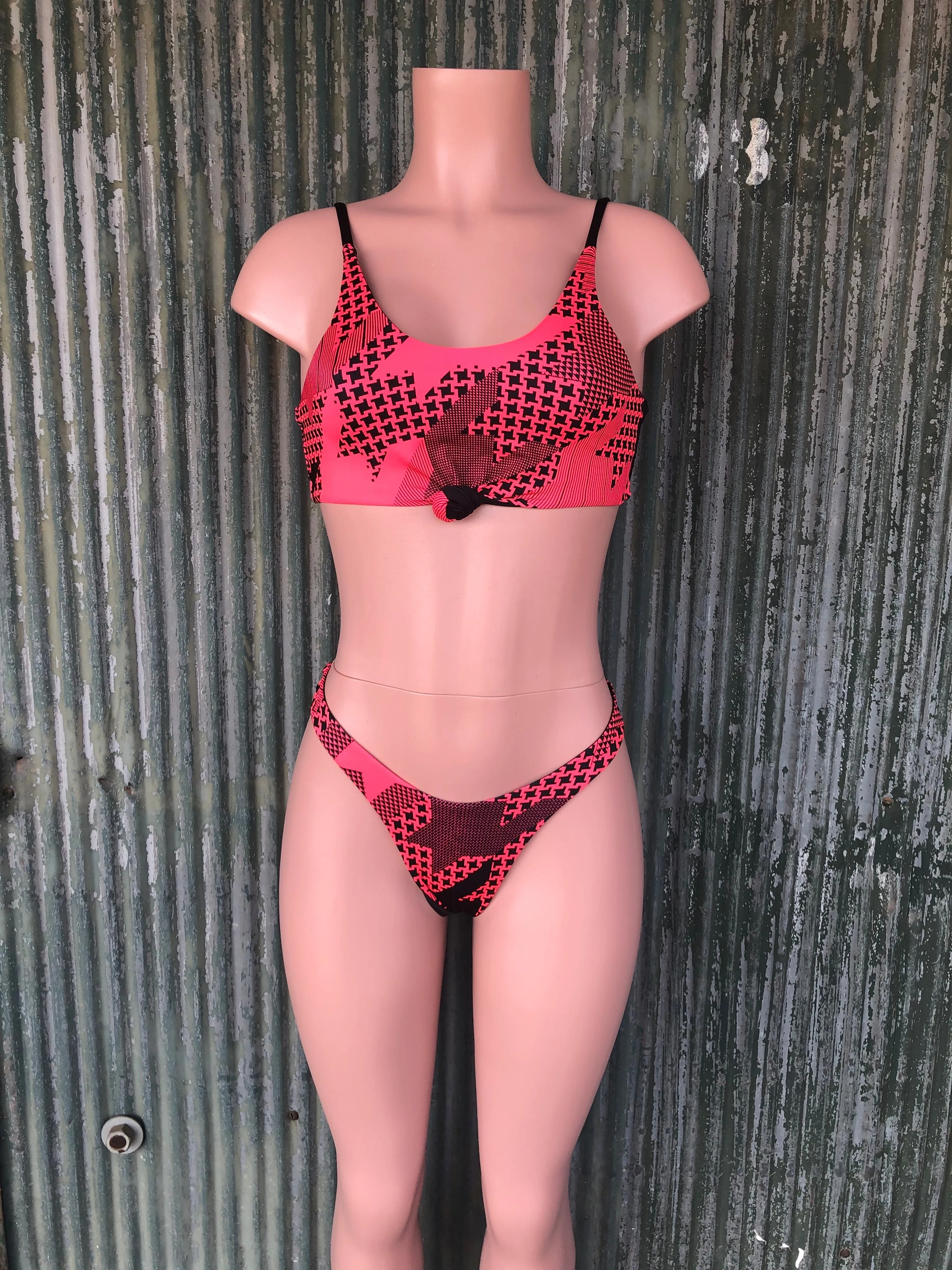 Knotted Houndstooth bikini