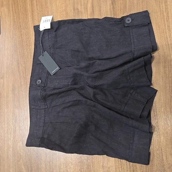Kut from the Kloth-NWT-Sapphire Pleated Linen Blend Shorts-Size 14