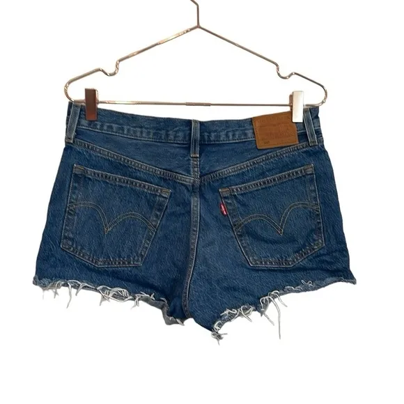 Levi's 501 Original Button fly Blue Denim Shorts. Size