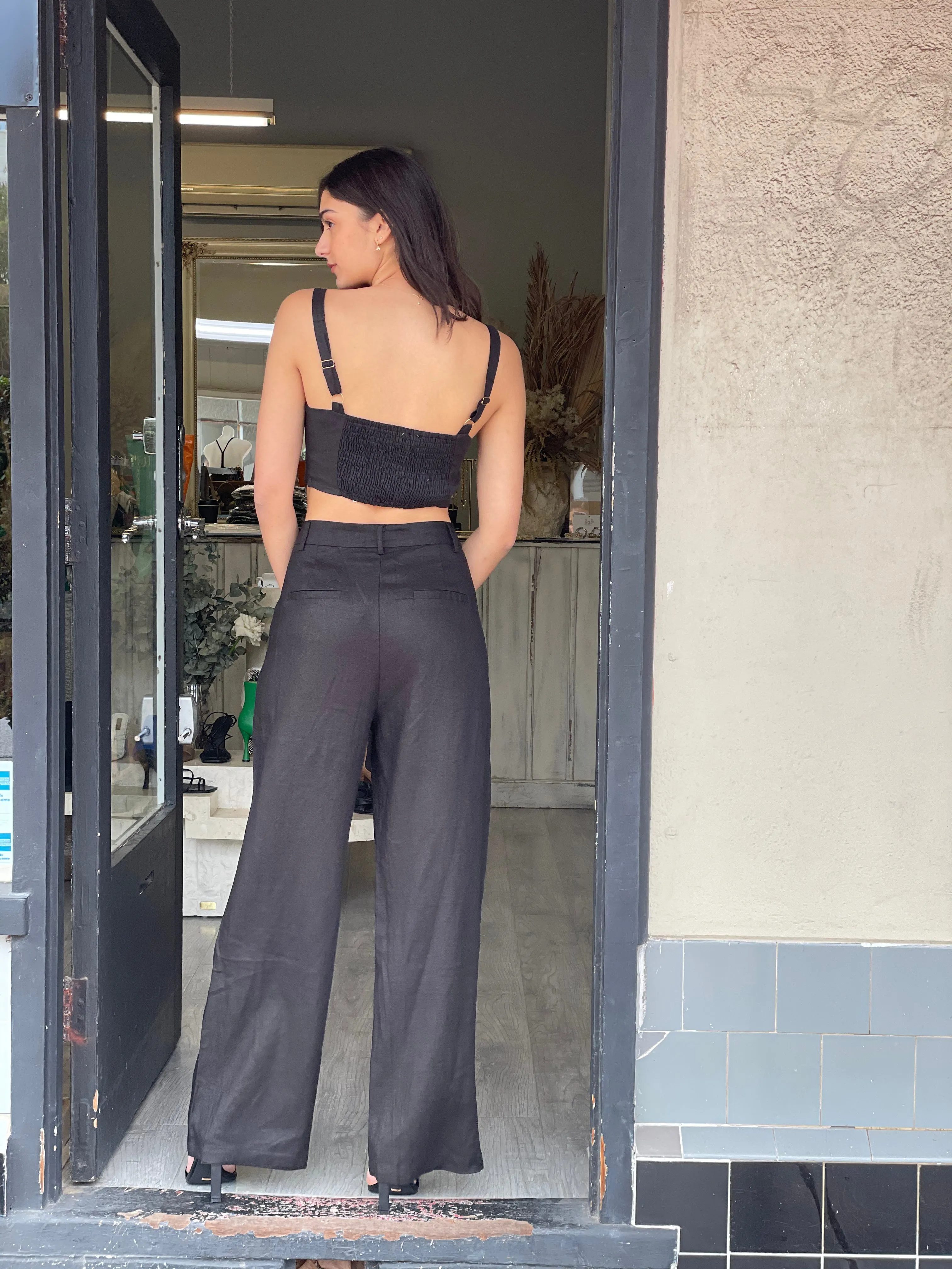 Lilianna Linen Crop