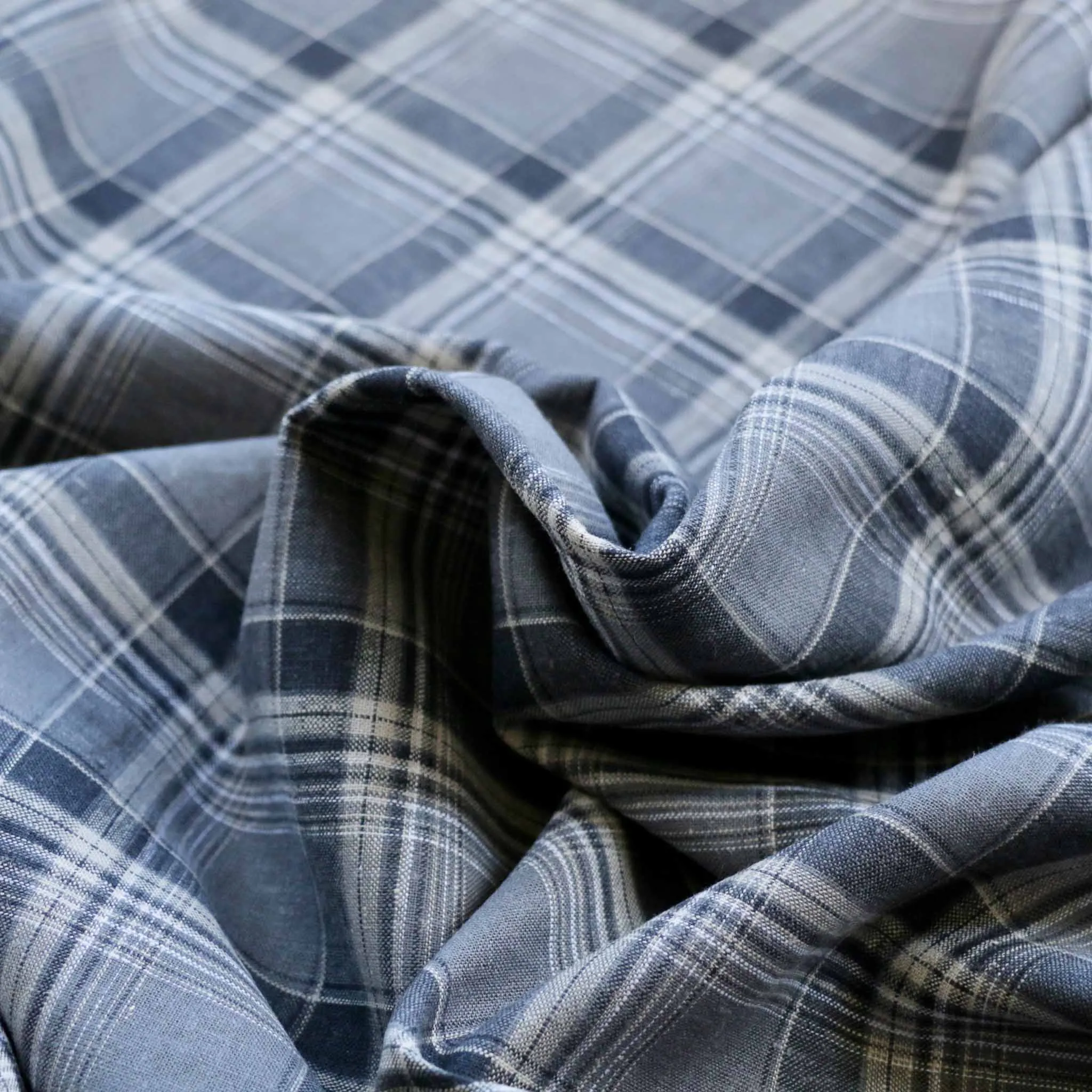 Linen/Viscose Suiting fabric - Blue/grey
