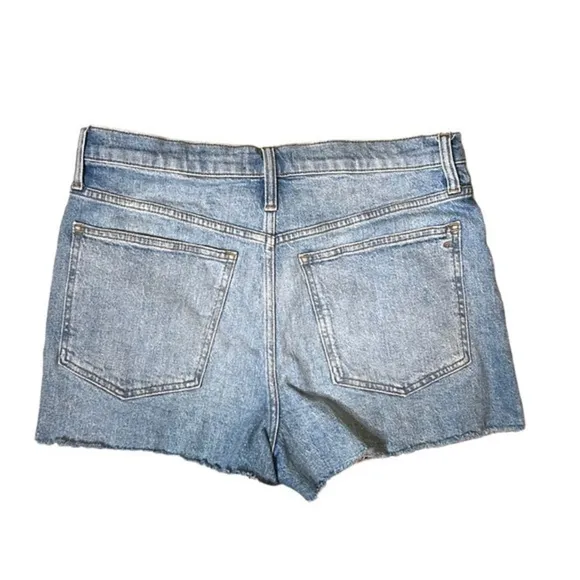 Madewell Women’s The Perfect Jean Short Size 31