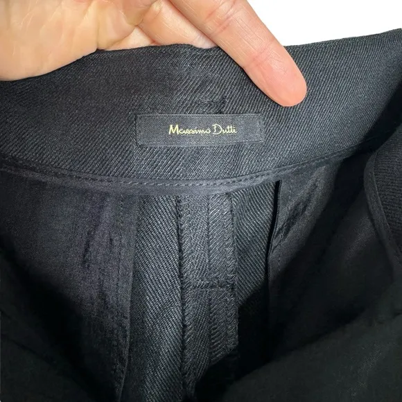 Massimo Dutti | NWT 100% Flax Linen Pleated Shorts in Black US 6