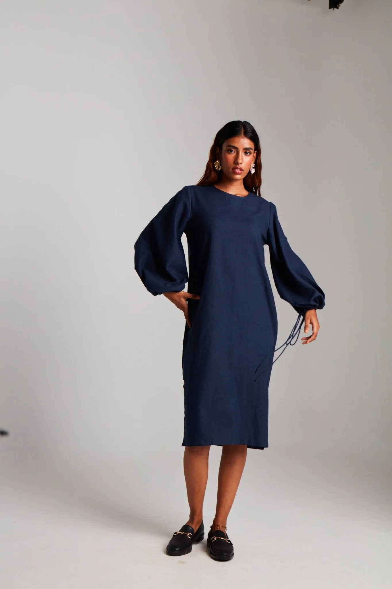 Navy Co-Linen Balloon Sleeves Dress