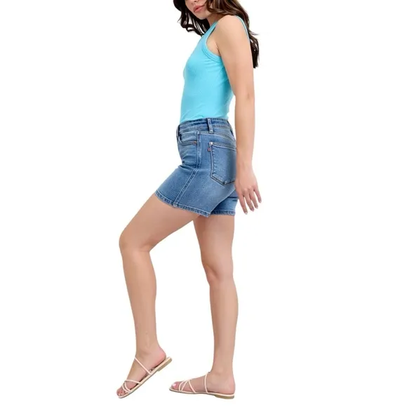 NEW Judy Blue Full Size 2 Button Denim Shorts with Pockets Spring Summer